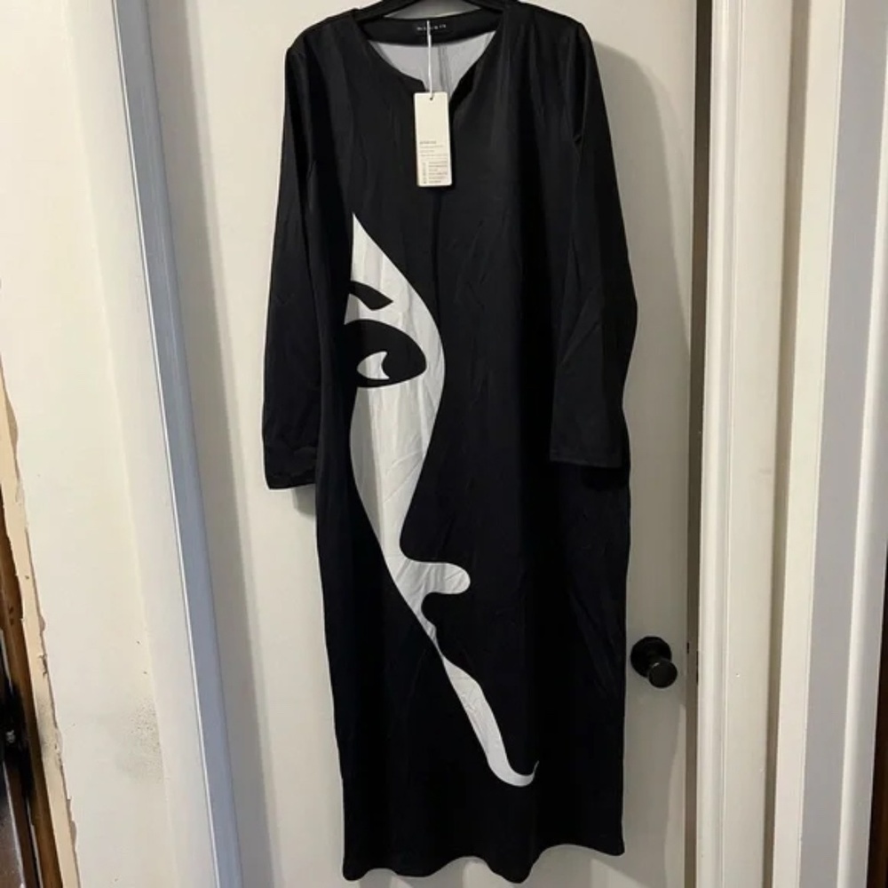 Tendency Black Graphic Maxi Dress